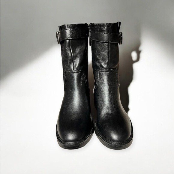 🌻BRAND NEW Vince Camuto Vergila Black Leather Moto Bike Ankle Boots Size 8 - Picture 4 of 10